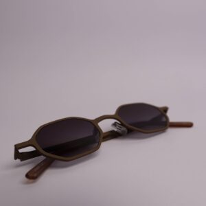 Ghost - צבע חום