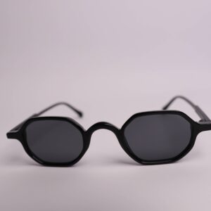 Dole - צבע שחור